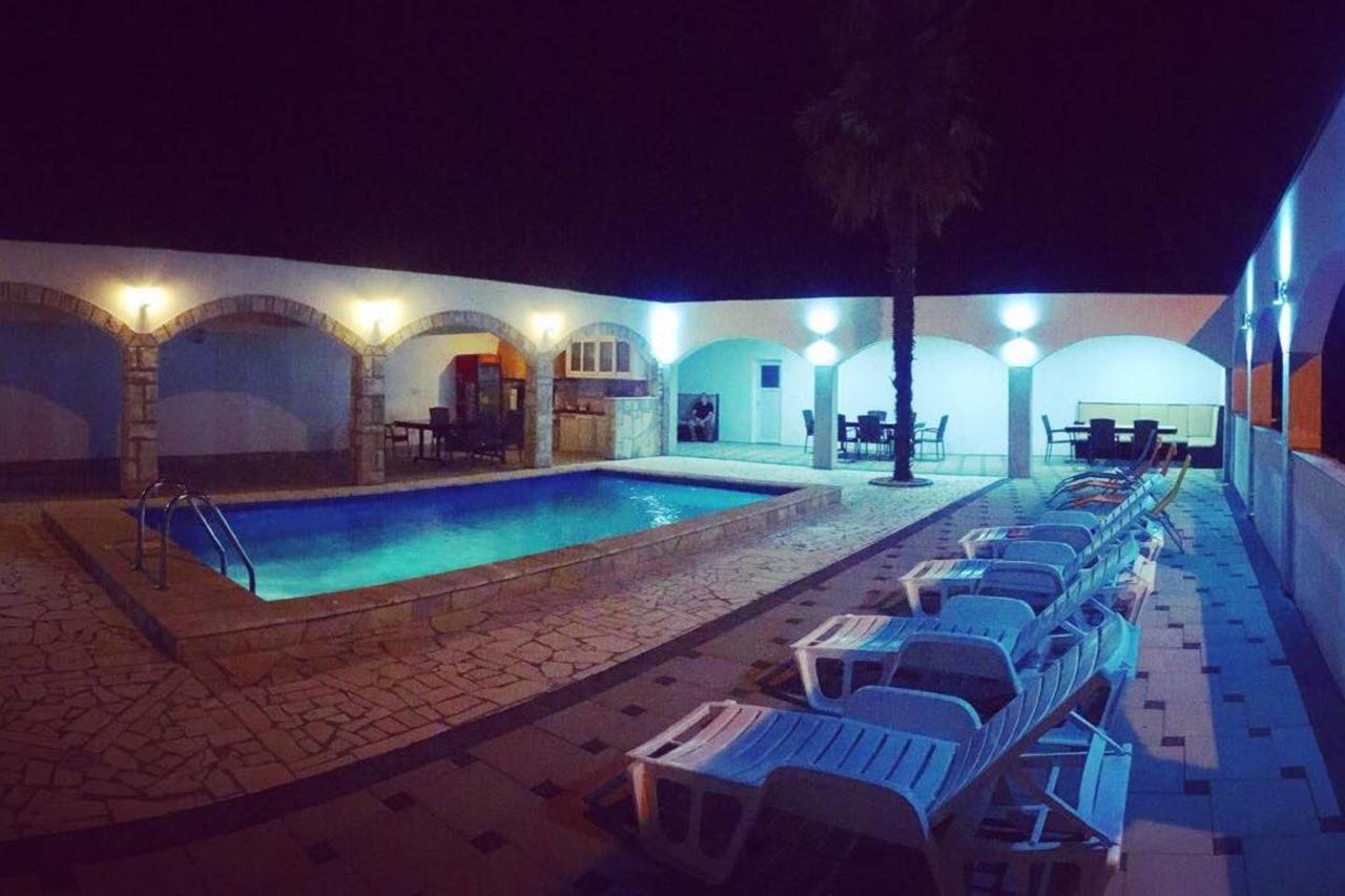 Holiday Home Rozic - Villa With Private Seasonal Heated Pool Mostar Extérieur photo